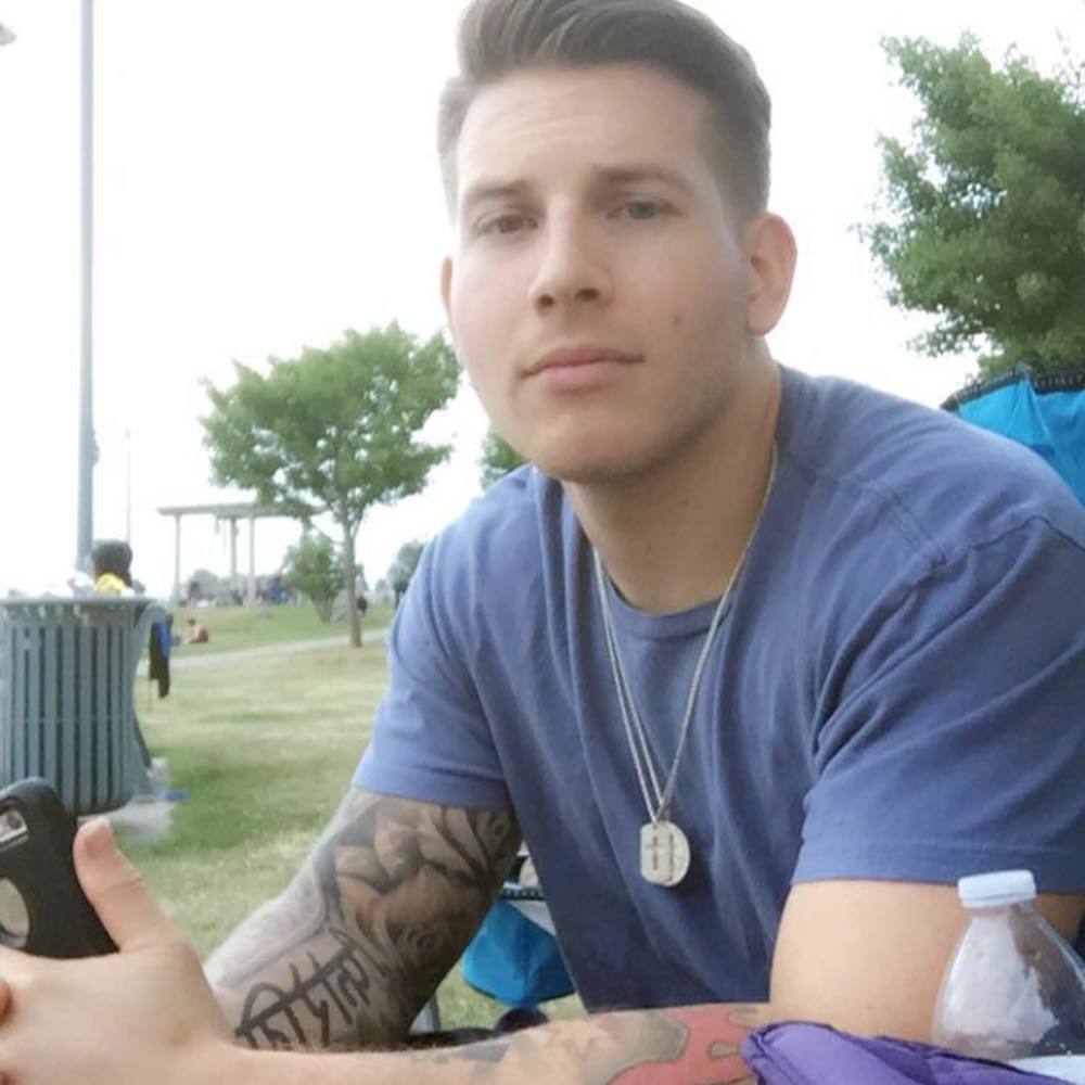 Meet your Posher, Tyler